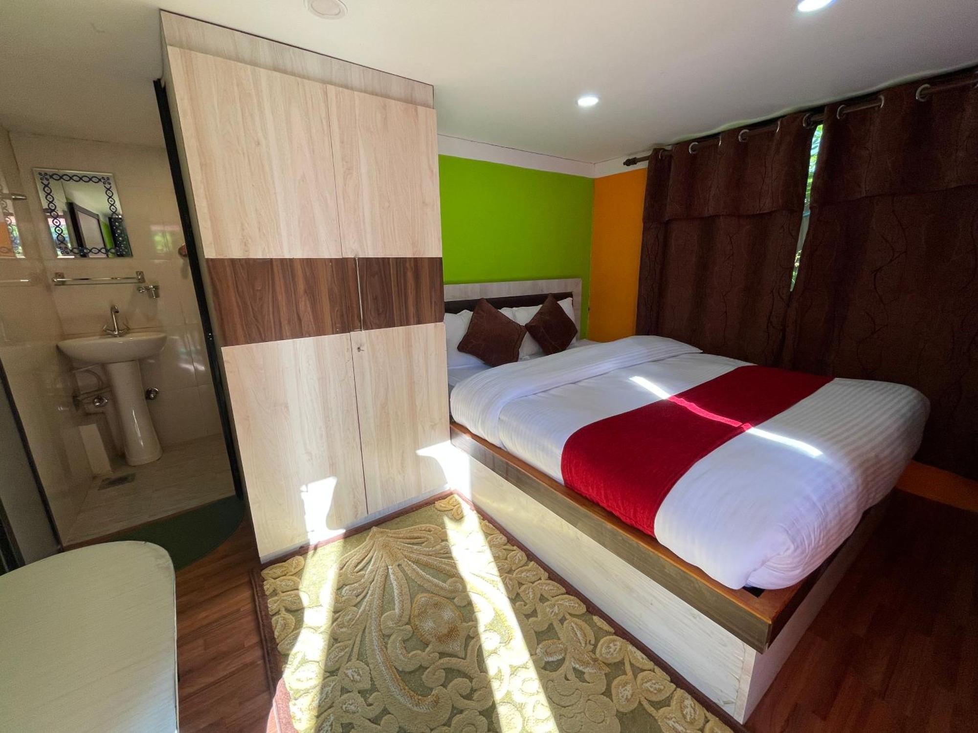 Chareli Resort Nagarkot Esterno foto